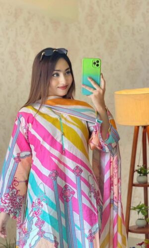 Alternative view of Loan three piece